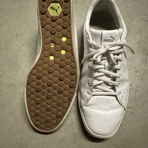 Puma Men's White golf shoes